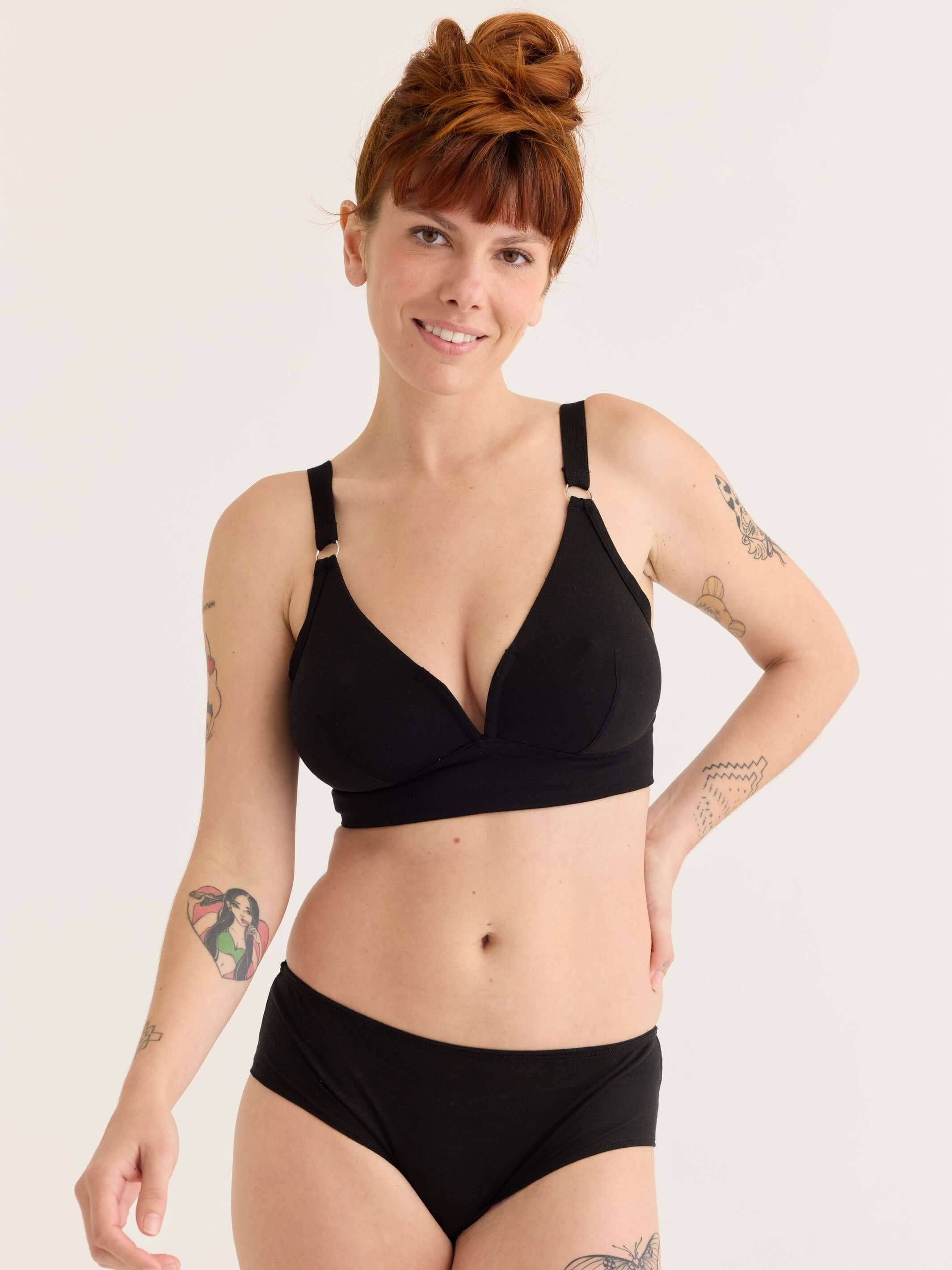 V for Victory Bra in black, front view