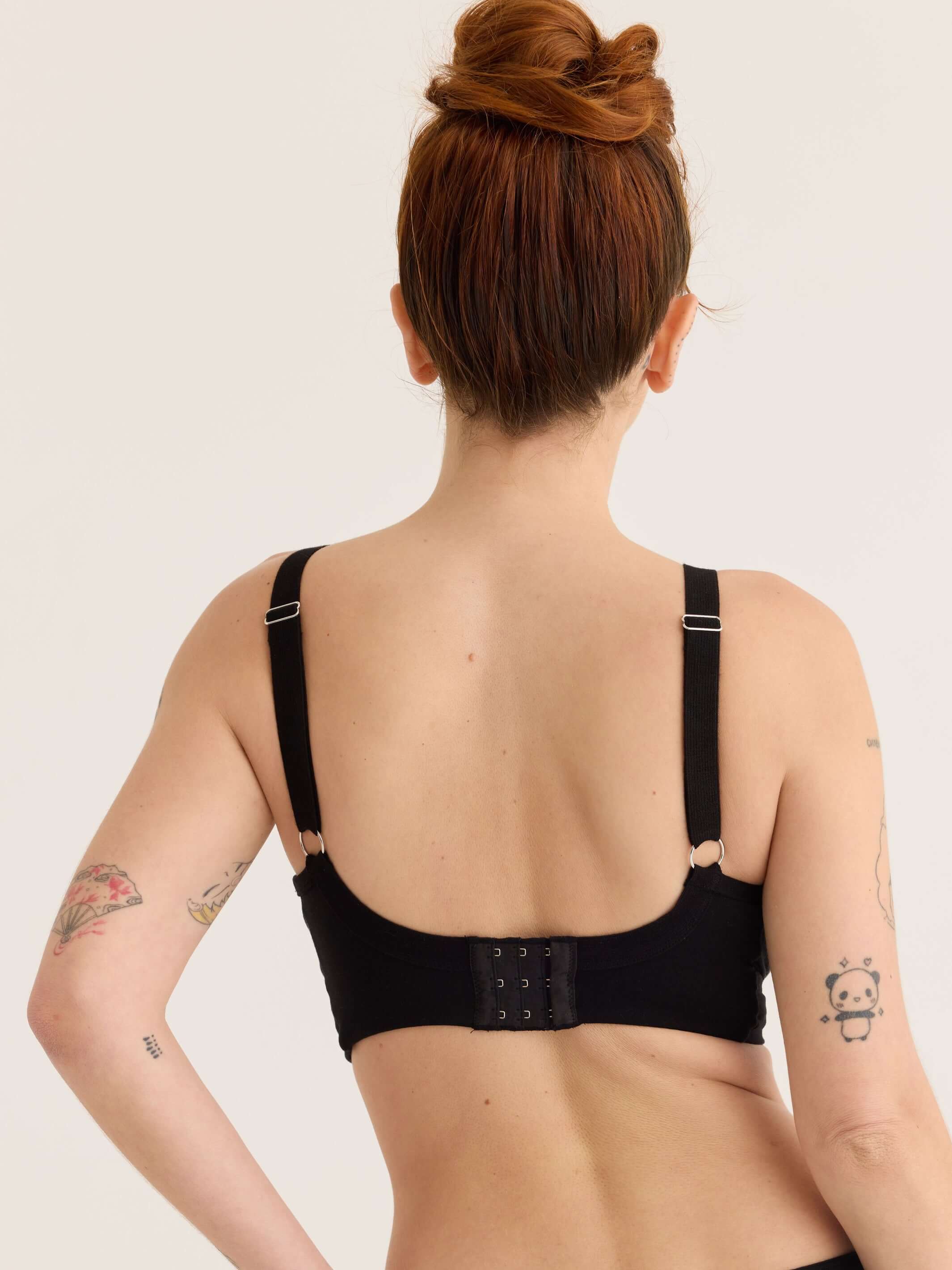 V for Victory Bra in black