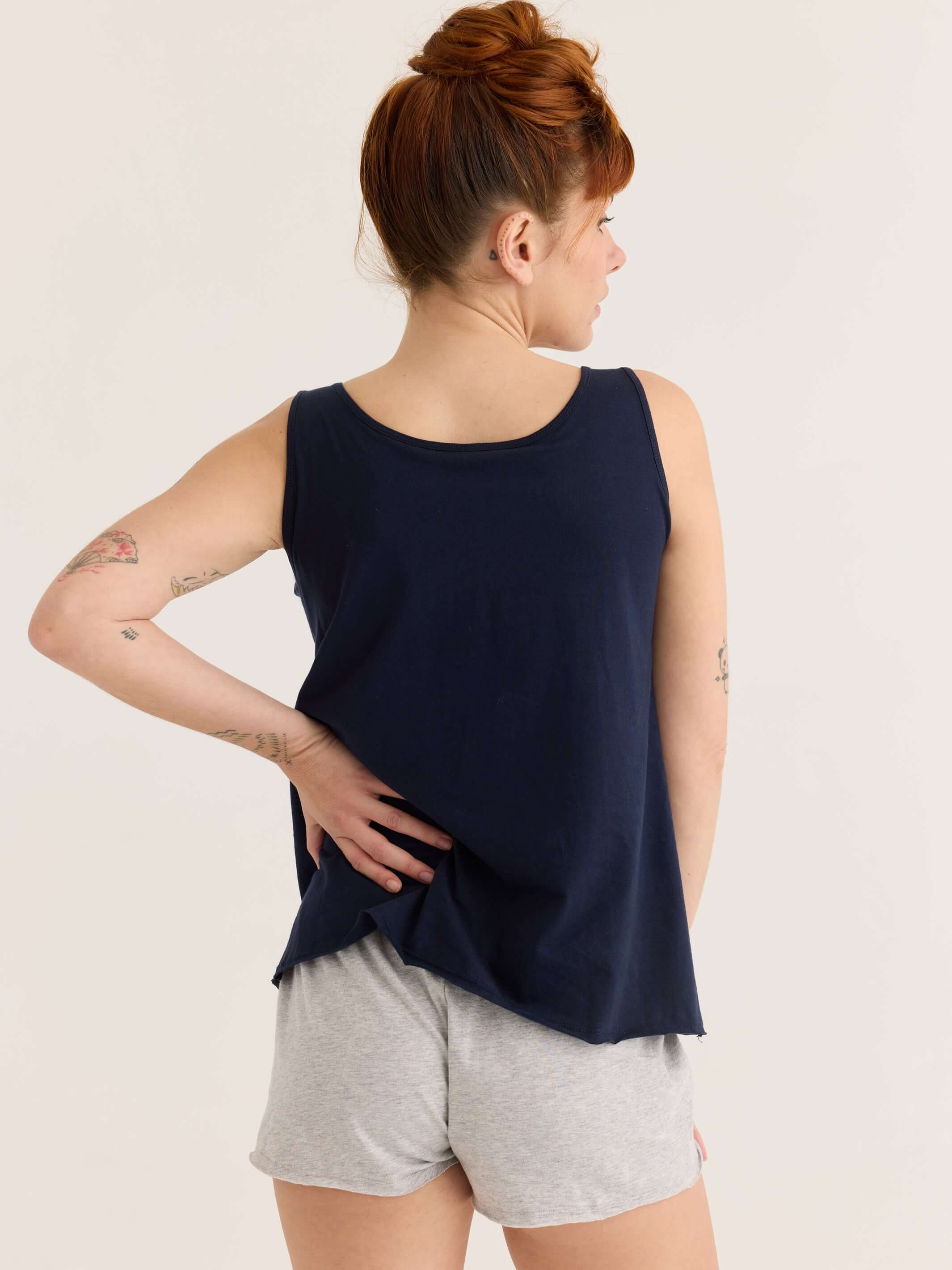 organic cotton shelf singlet in navy, back view